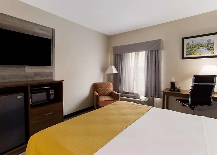 Best Western Crossroads Inn